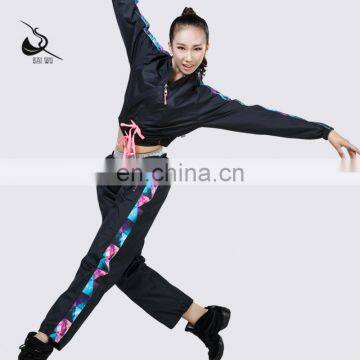 115162001 Jogging Pants outdoor sauna