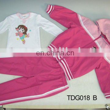 CHILDREN'S CLOTHING