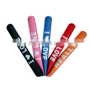 customising nice quality 1 inch silicone wrist band