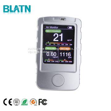 Protable Smart Handhold HCHO CO2 PM2.5 PM10 4 in 1 Gas Detector photo-3