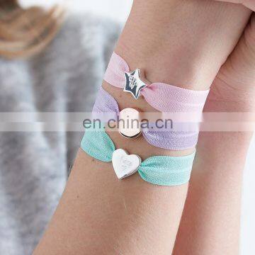 Popular Custom Logo Metal Charms Elastic Hair Ties Elastic Beads Bracelets