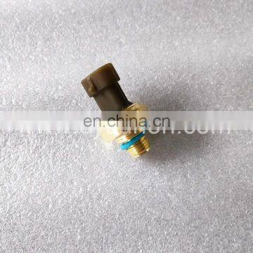 Heavy duty truck parts ISM11 QSM11 M11 electronic pressure sensor 4921493 3330141