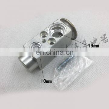 Air Conditioning Expansion Valve Double H Valve 58870 Suitable for North Mercedes Heavy Truck