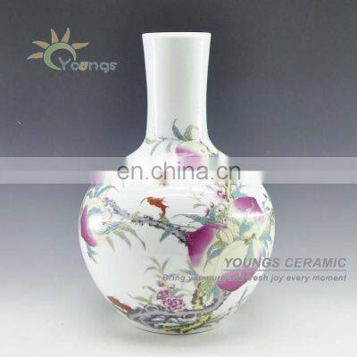 Jingdezhen Famille Rose Porcelain Decorative Peach Vases For Hotels