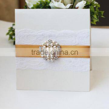 2016 Ivory Vintage Style Ribbon Decorated Lace Wedding Invitation Cards