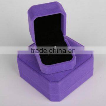 China high quality velvet ring jewelry gift box