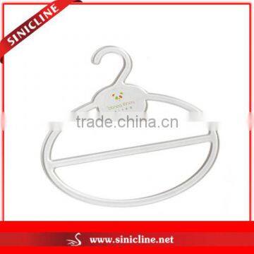 Sinicline Transparent Sticker Hanger For Scarf Display