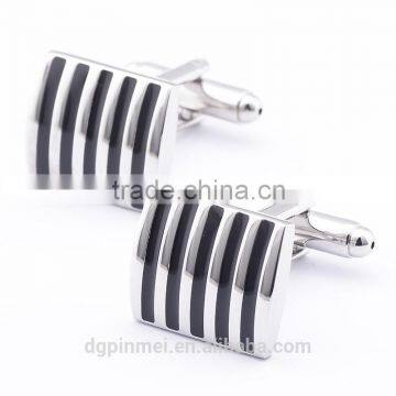 Hot selling hardware jewelry cufflink simple and fashional design