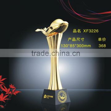 2014 New Style Metal Trophy Of The Dolphin