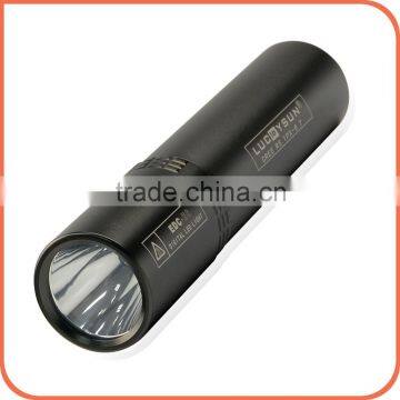 LuckySun Deliver timely waterproof IPX7 R5 led penlight flashlights rechargeable battery torch lights