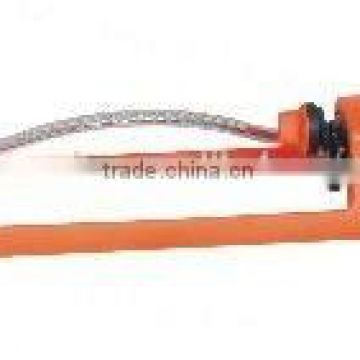 18 holde oscillating water sprinkler with aluminum nozzle