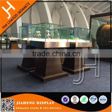 China acrylic display cases wholesale museum display stands