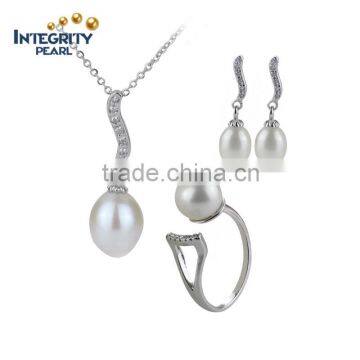 Korean style grade AAA 8-9mm drop& button pearl set latest design pearl set female