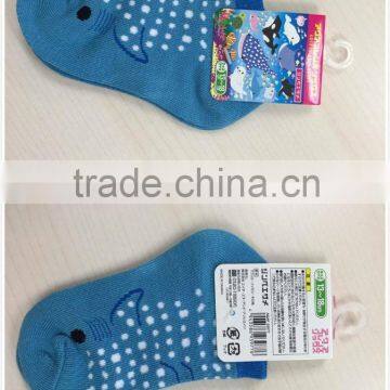 hot sale cartoon tube socksbaby factory custom blue color and drop white fish style colorful new product