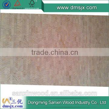 Pine Wood Sawn Timber Easy to Process Durabe Pine Wood Timber photo-4