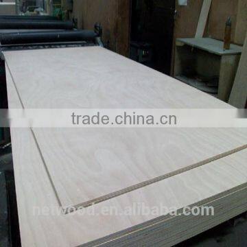 1220*2440mm melamine plywood / e0.e1.e2 glue plywood / best price melamine faced commercial plywood