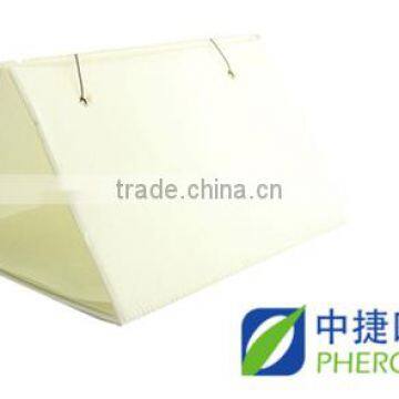 Delta trap for pest