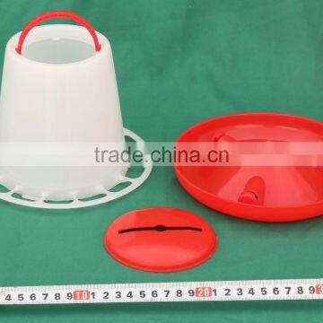 1.5kg automatic chicken feeder