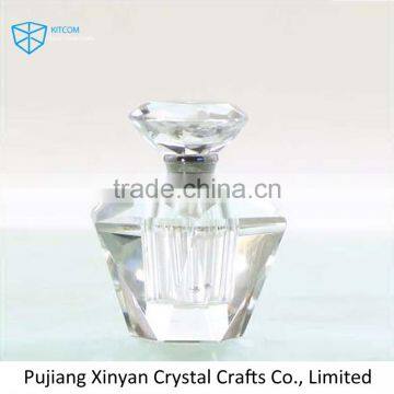 Beautiful Various Custom Made Crystal Perfume Bottle for Sale photo-2