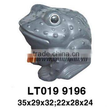 Vietnam Ceramic Grey Decorative Glazed Frog Garden Ornament