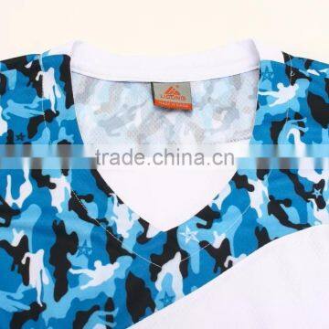 China Factory Custom Boy Fashion Sublimate Logo Basketball Uniform for Team photo-5