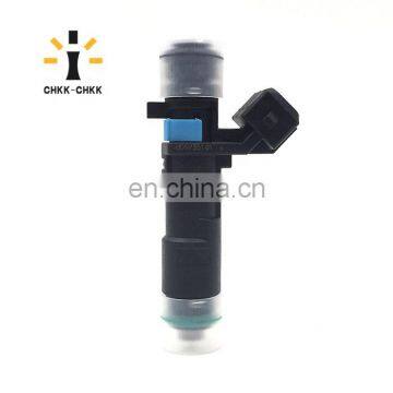 Top Quality  Car Accessories Fuel Injector 25186566 nozzle