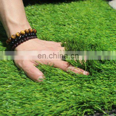 Factory directly synthetic turf plastic green mat in roll artificial grass