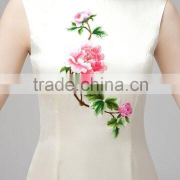 Hot New Fashion Embroidered Dress Handmade Embroidery Made in China photo-3