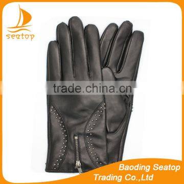 2016 new wholesale womans winter fashion sheepskin leather gloves with silver zipper