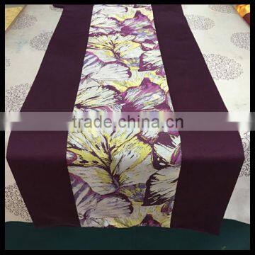 china supplier 100% polyester jacquard hot selling table runner/restaurant table runner wholesale