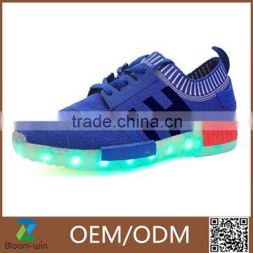2016 Hot Sales Colorful Kids Dance Shoes Led Light up Running Shoes photo-3