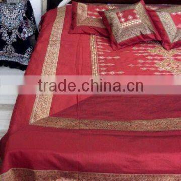 Manufacturers Brocade silk Embroidery Mirror work Bedding set