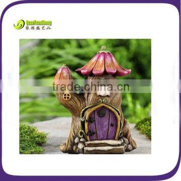 Polyresin retro mushroom house