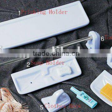 G014-E Charming bathroom accessories set