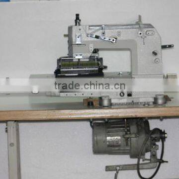 33-NEEDLE PLAIN CHAINSTITCH SEWING MACHINE