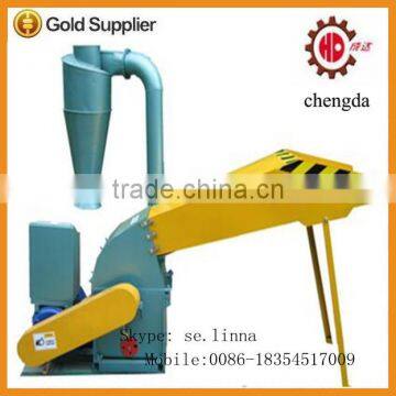 Wood hammer mill for sawdust making machine