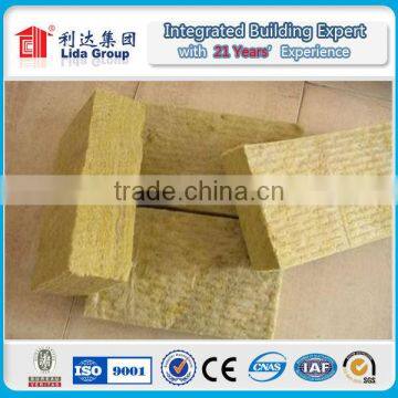 sandwich panel construction material