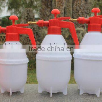 Cheap Garden Plastic Watering Can photo-4