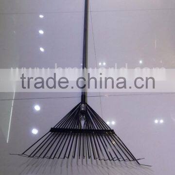 2017 hot sales fiberglass handle with steel rake head