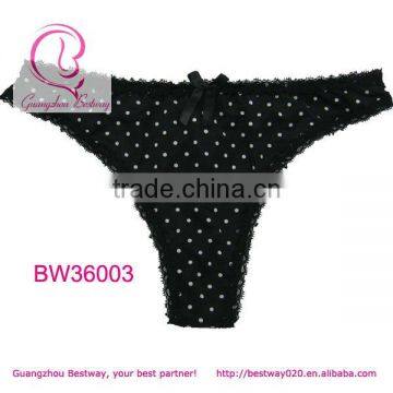 Black models thongs printing white polcka dot