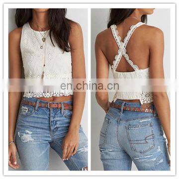 MIKA72040 Wholesale Women White 100 Polyester Lace Eyele Crop Top Women