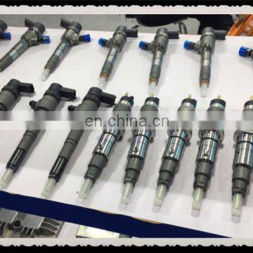 China Factory Cheap Stock Diesel Fuel Injector Denso Common Rail Injector 23670-30050 095000-5810 Automotive Parts photo-3