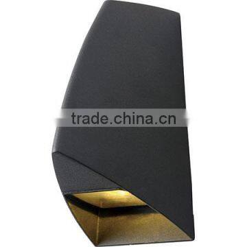 High Power Die-cast aluminium body and Clear glass diffuser LED2*1W in Black Unique Shape for Wall decoration