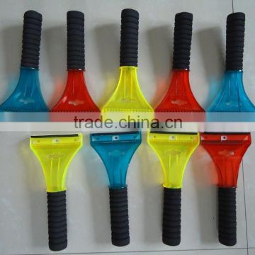 Colorful Supe Soft Mini Plastic Snow Shovel