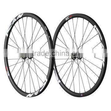 Hot Sale Carbon Fiber Mountain Bike Wheels Carbon 29er 25mm clincher with thru axle