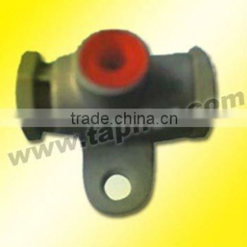 Double Check Valve for MITSUBISHI truck parts MC820241