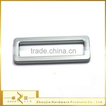 Metal square handle ring for bags.