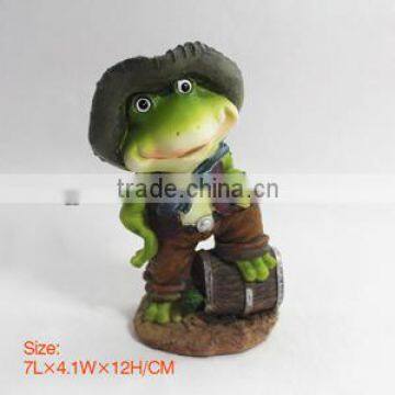 7*4.1*12cm resin frog,resin frog garden figurine