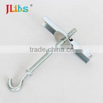 Basco and Washer With Hooks