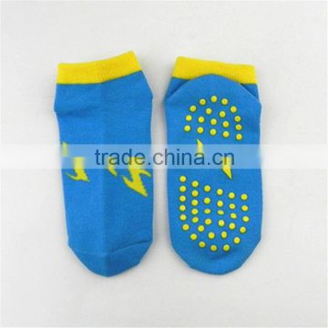 yogo trampoline socks	C-01	trampoline socks